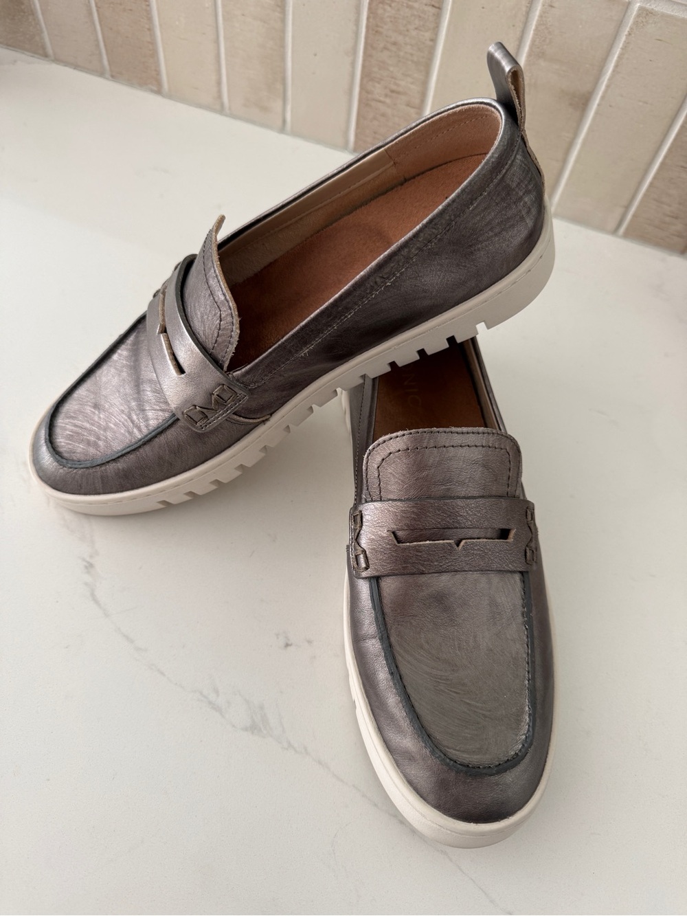 Vionic Uptown Loafer - Pewter size 10 - Picture 6 of 7